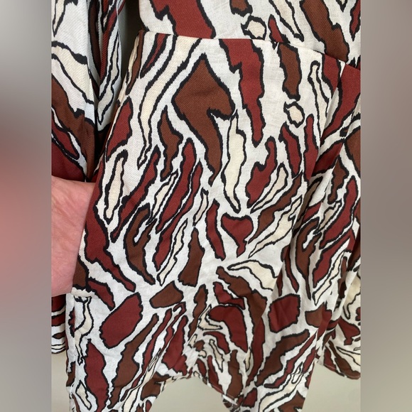 REISS Tara Wrap Front Printed Playsuit Romper Size 4 - Picture 16 of 16